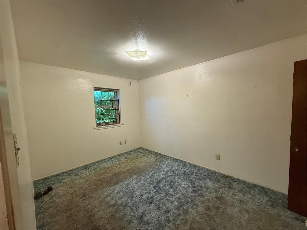 3113 Logan Street Property Photo 15