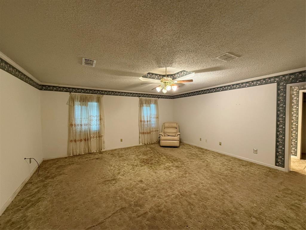 3113 Logan Street Property Photo 18