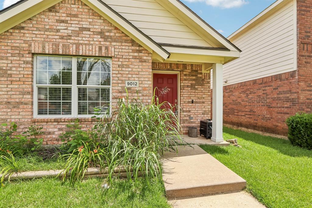 9012 Wayne Street Property Photo 6