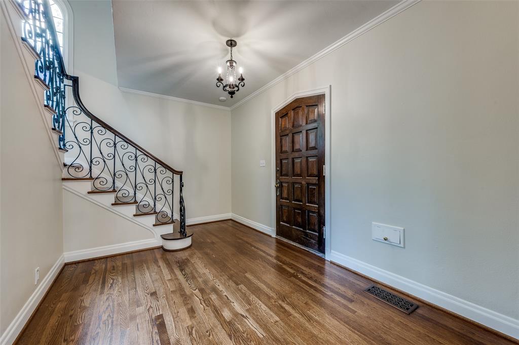 4329 Lorraine Avenue Property Photo 4