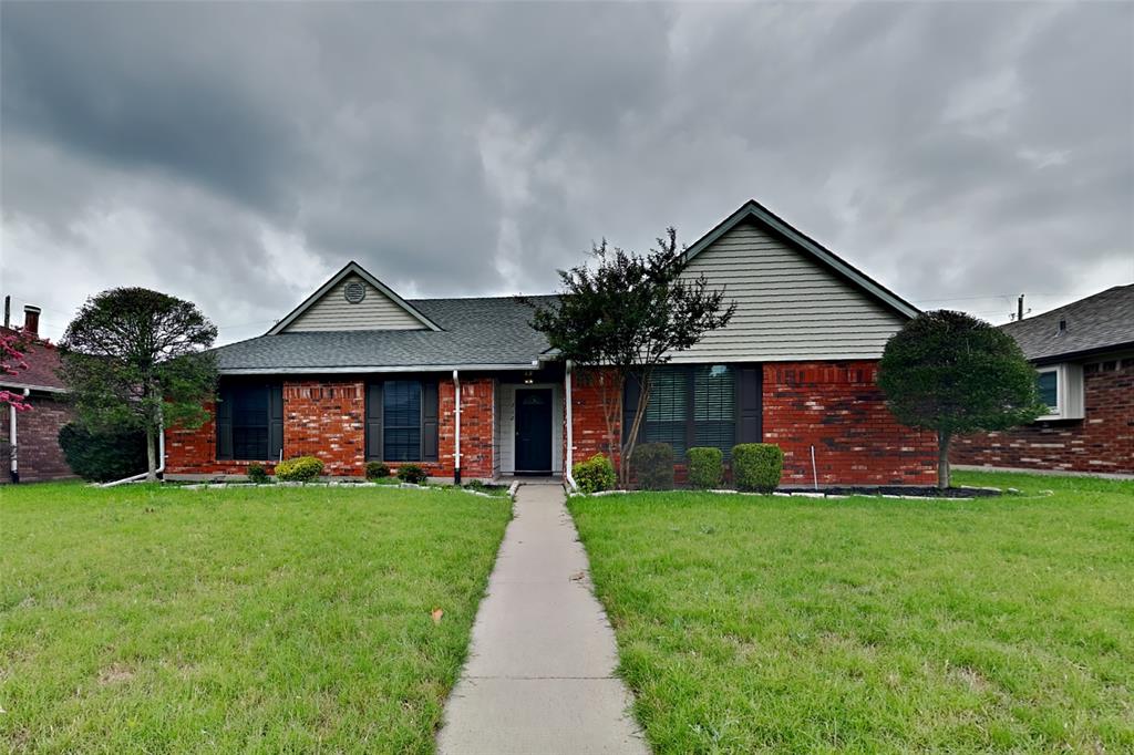 712 Bluebonnet Drive Property Photo 1