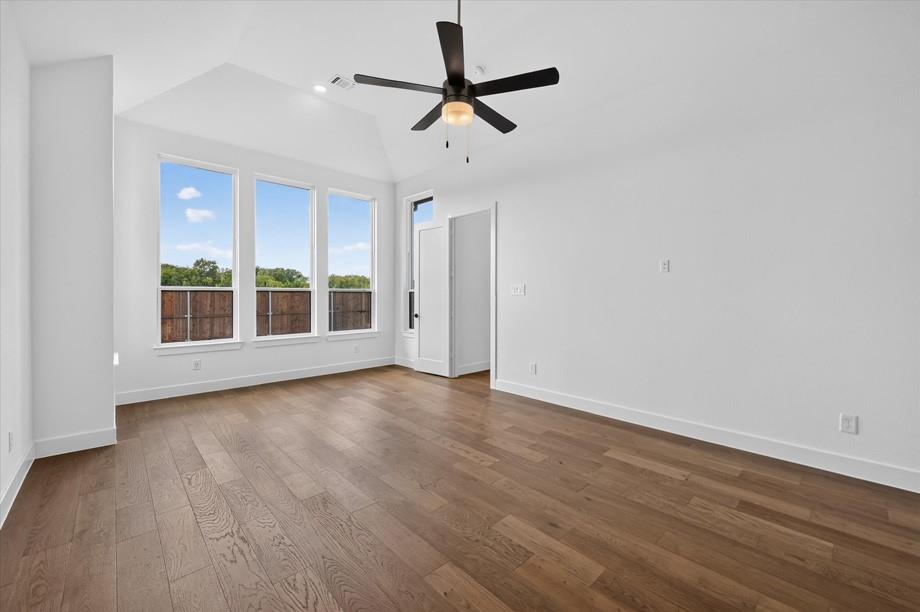 3601 Truro Street Property Photo 13