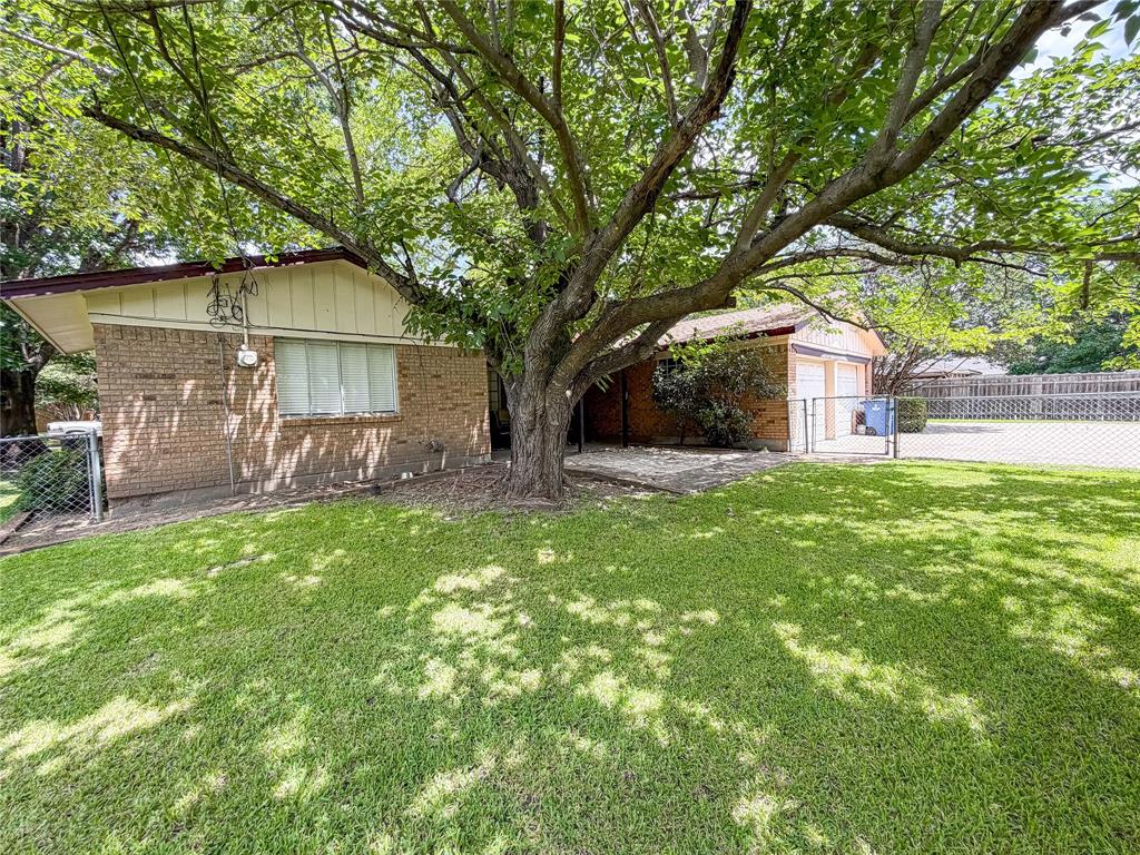 604 Cooper Street Property Photo 1