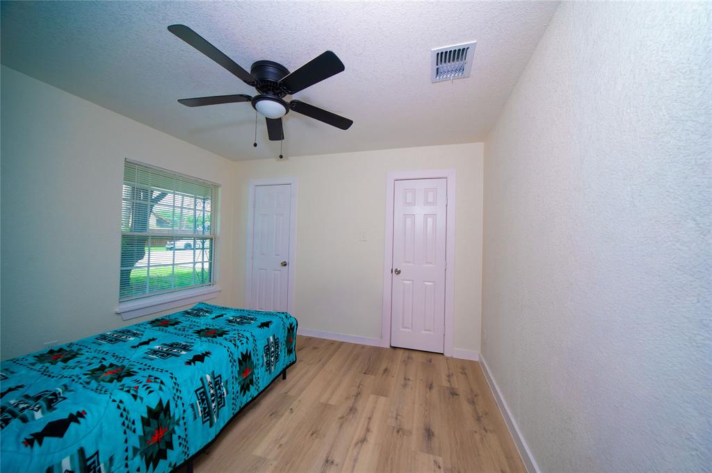 107 W Purdom Avenue Property Photo 9
