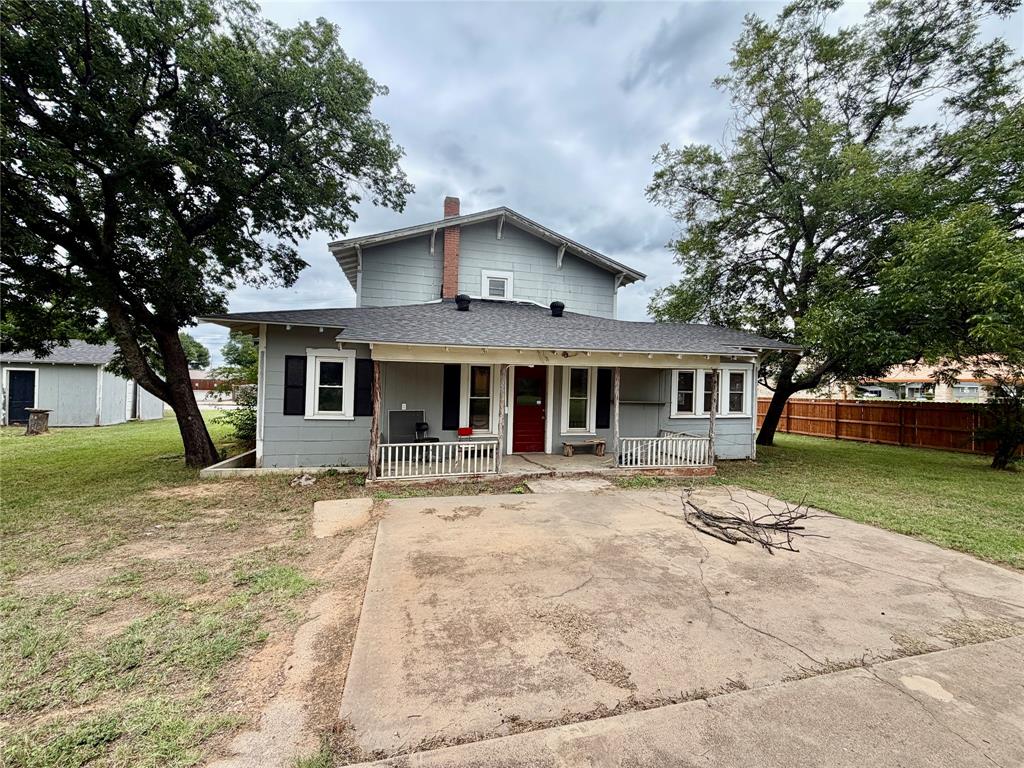 407 S Lamar Street Property Photo 3