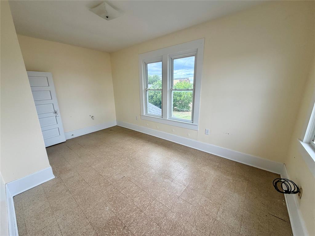 407 S Lamar Street Property Photo 31