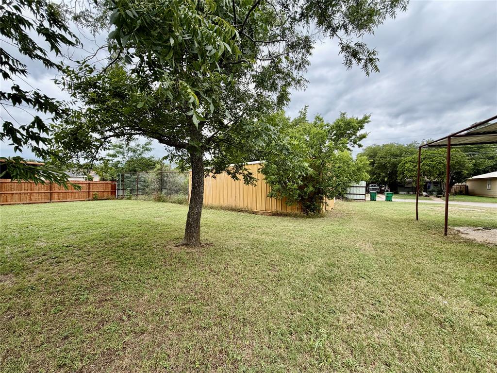 407 S Lamar Street Property Photo 35