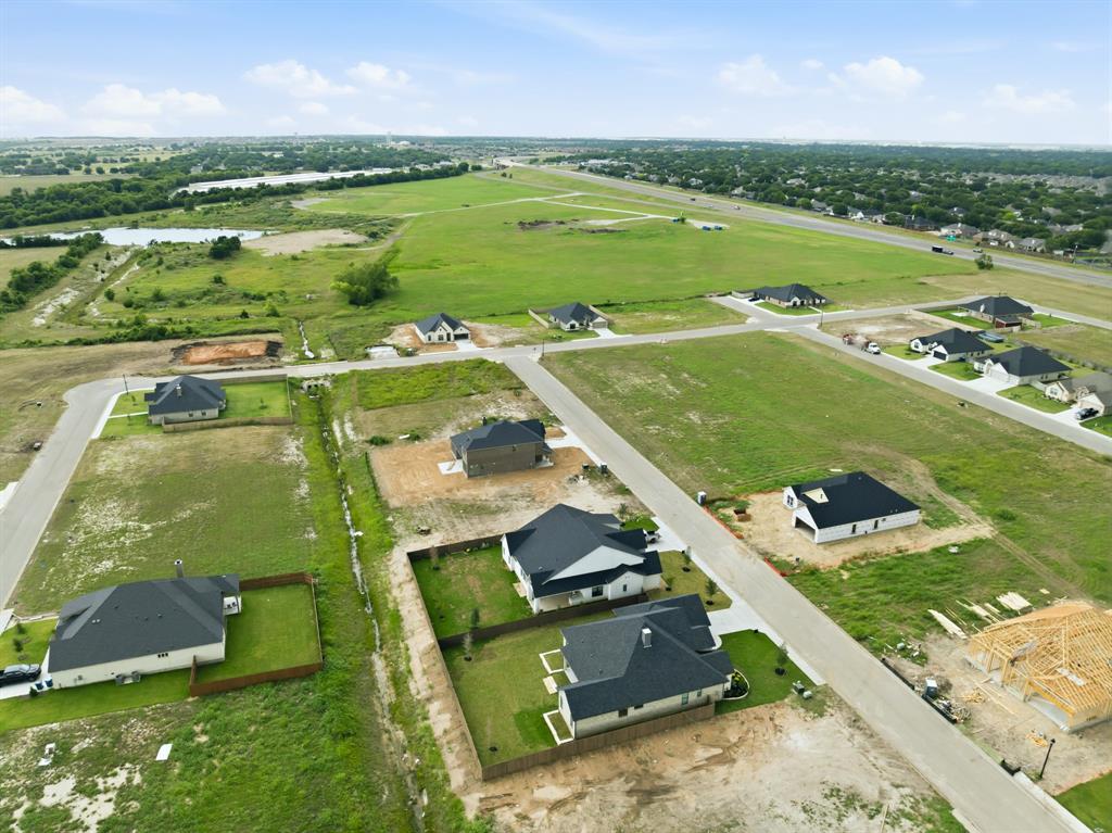 1321 Tahonta Drive Property Photo 37