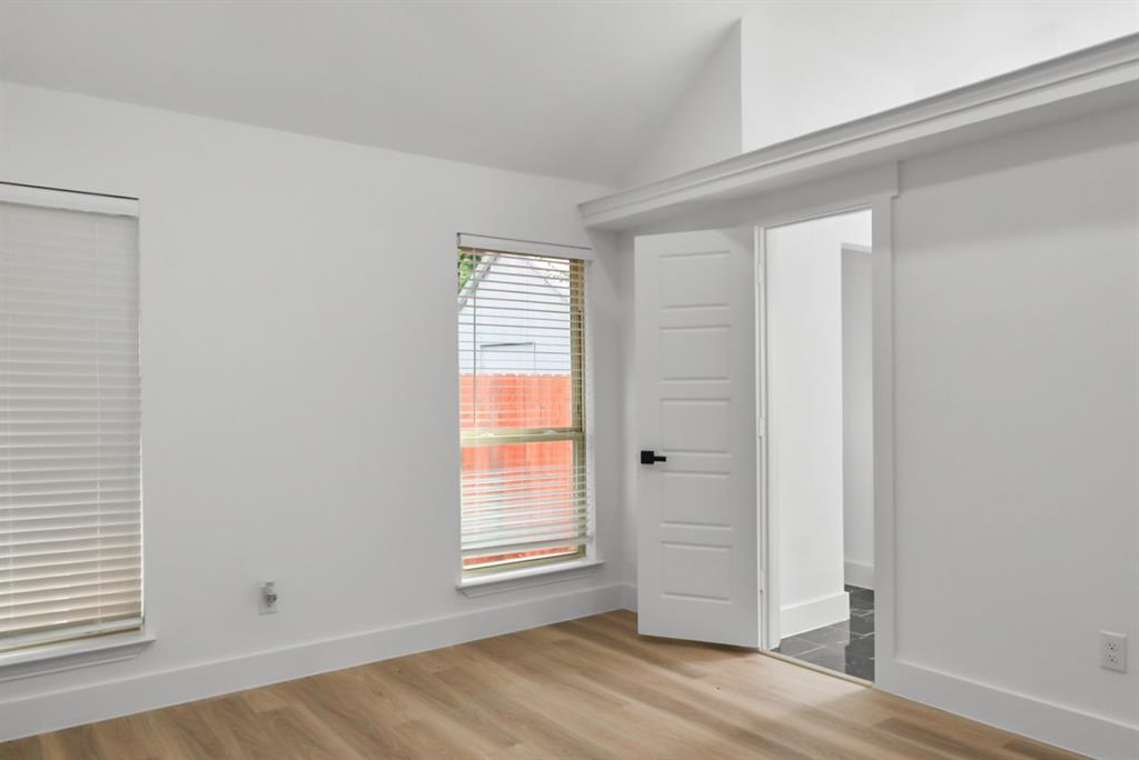 923 Short Line Boulevard Property Photo 10