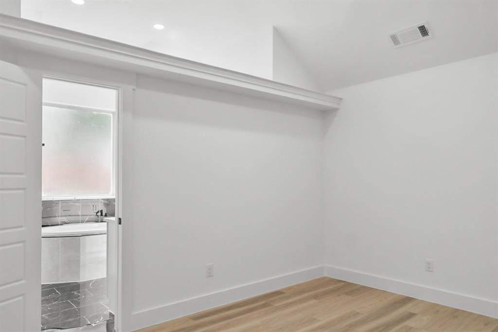923 Short Line Boulevard Property Photo 11