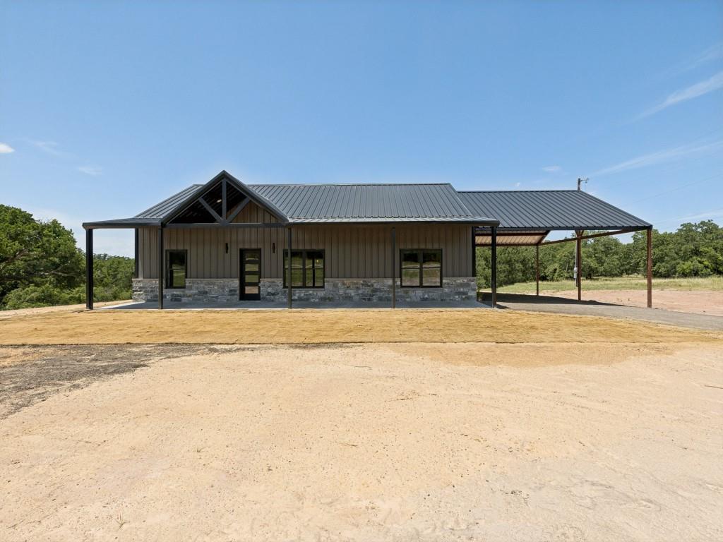 271 Rolling Ranch Boulevard Property Photo 5