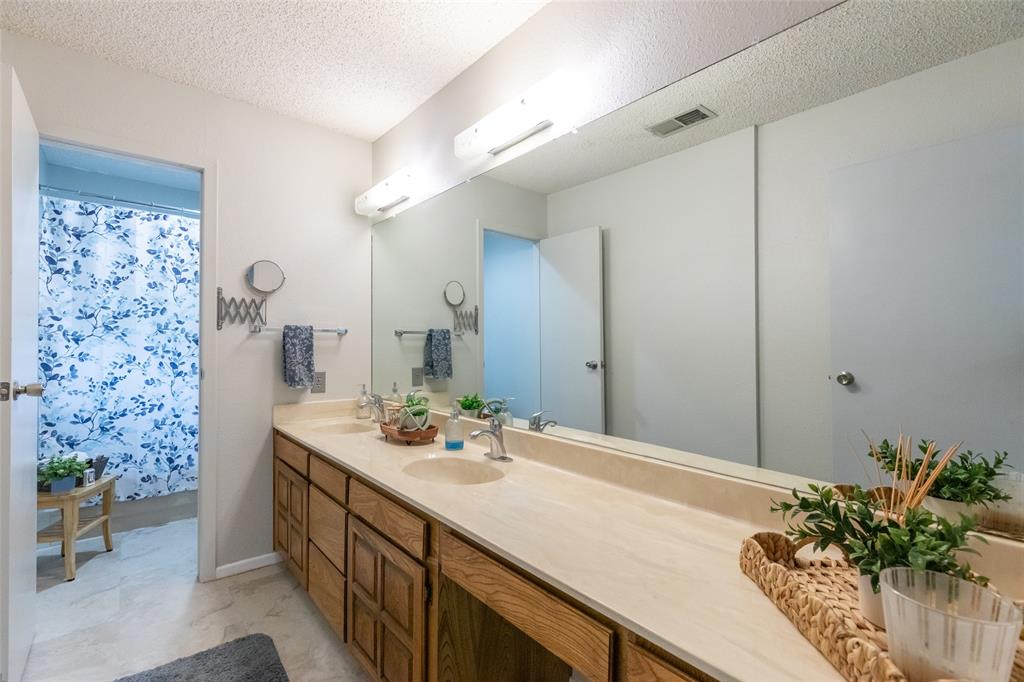 430 County Road 150 Property Photo 14