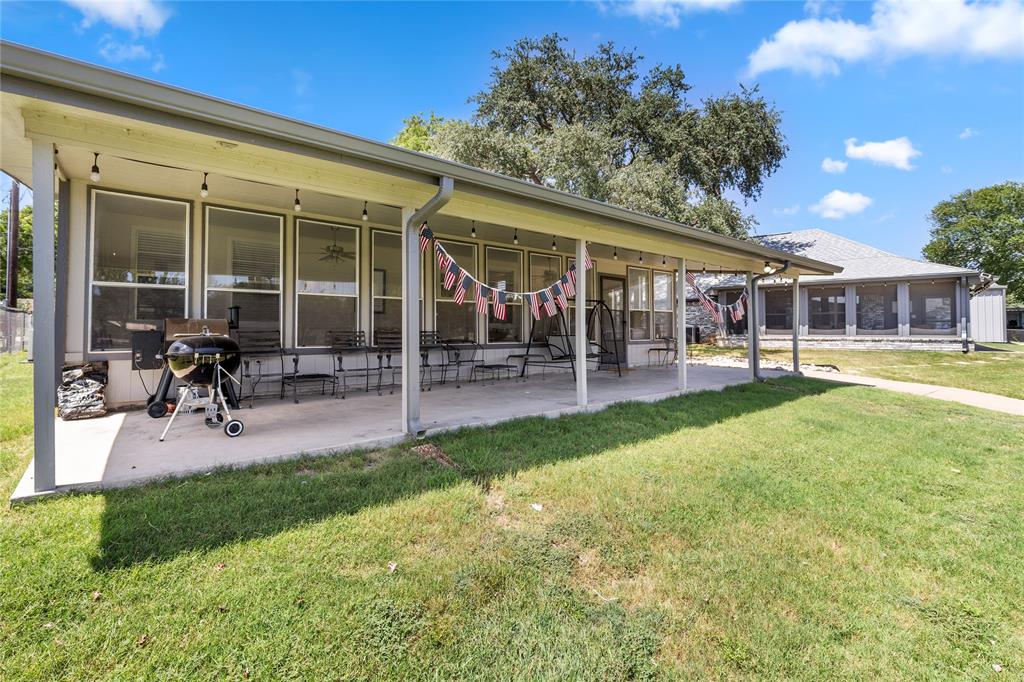 3804 Sandy Beach Drive Property Photo 5
