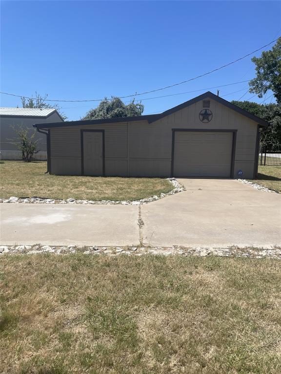 3804 Sandy Beach Drive Property Photo 12
