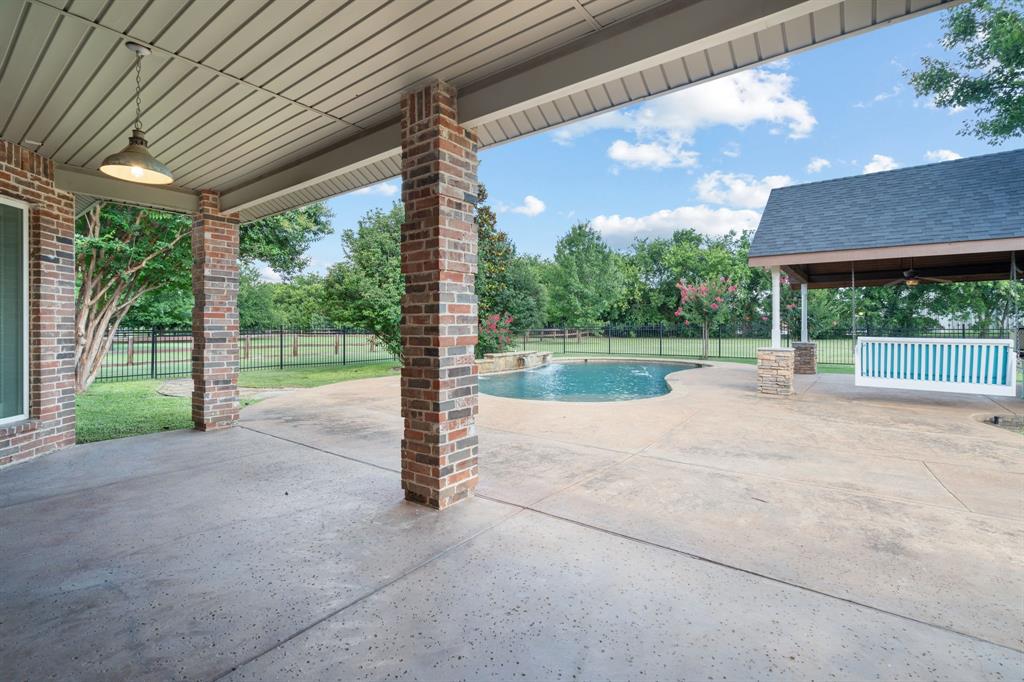 2505 Winthrop Hill Road Property Photo 32