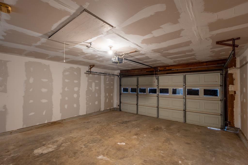 1607 College Parkway Property Photo 6