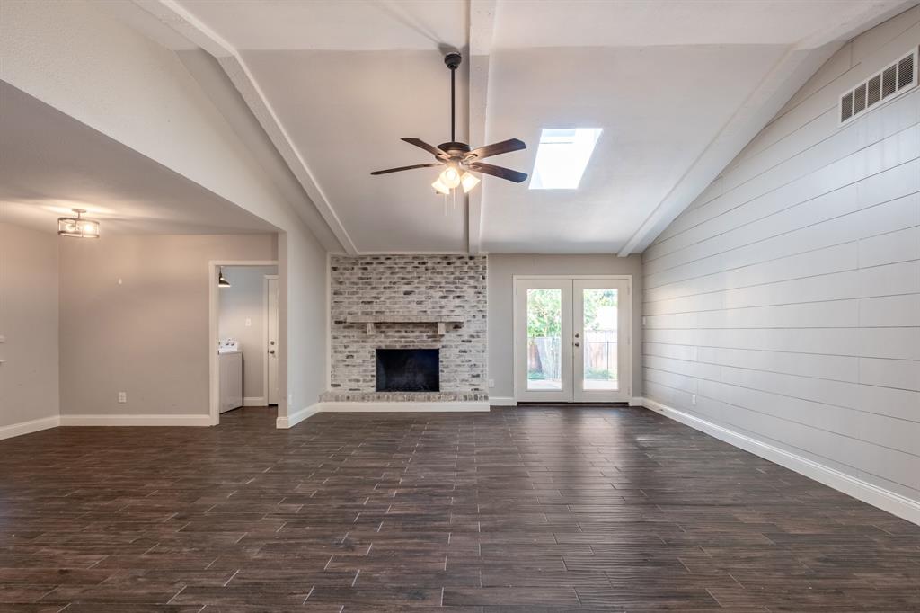 1607 College Parkway Property Photo 7