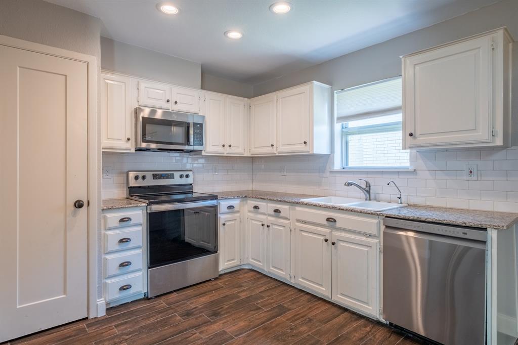 1607 College Parkway Property Photo 11