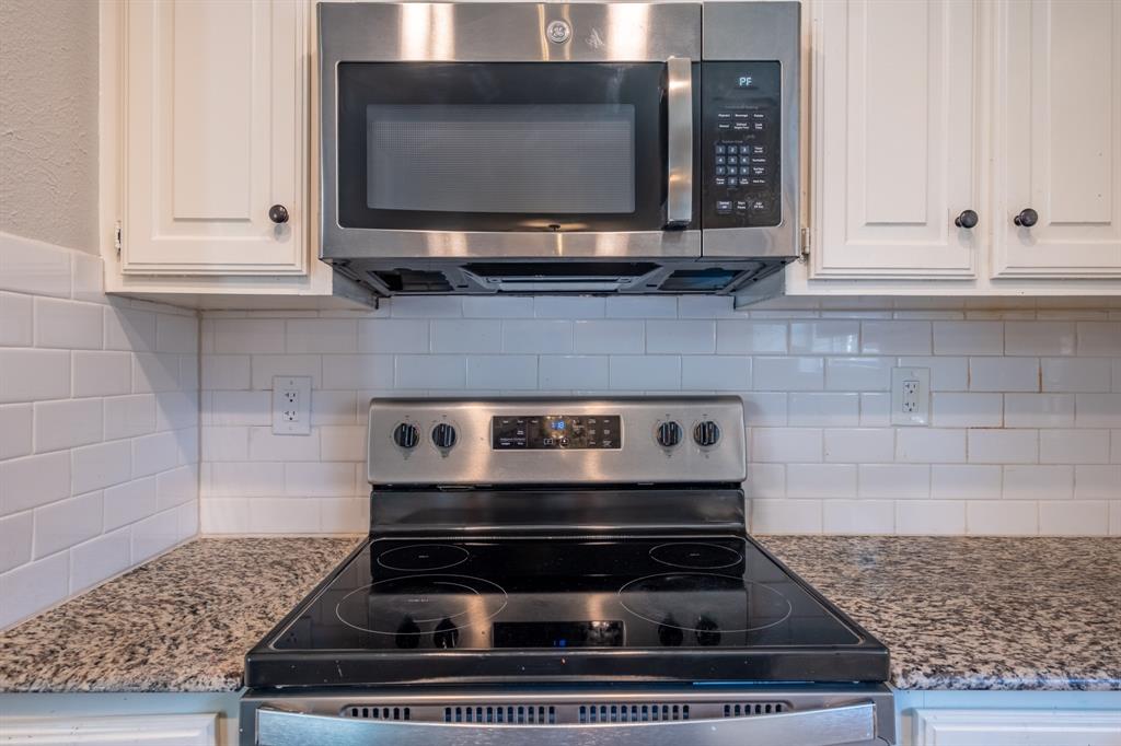 1607 College Parkway Property Photo 12