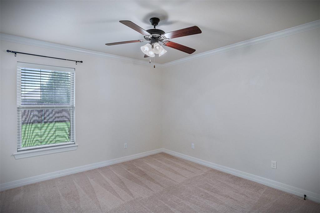 2607 Switchgrass Drive Property Photo 11