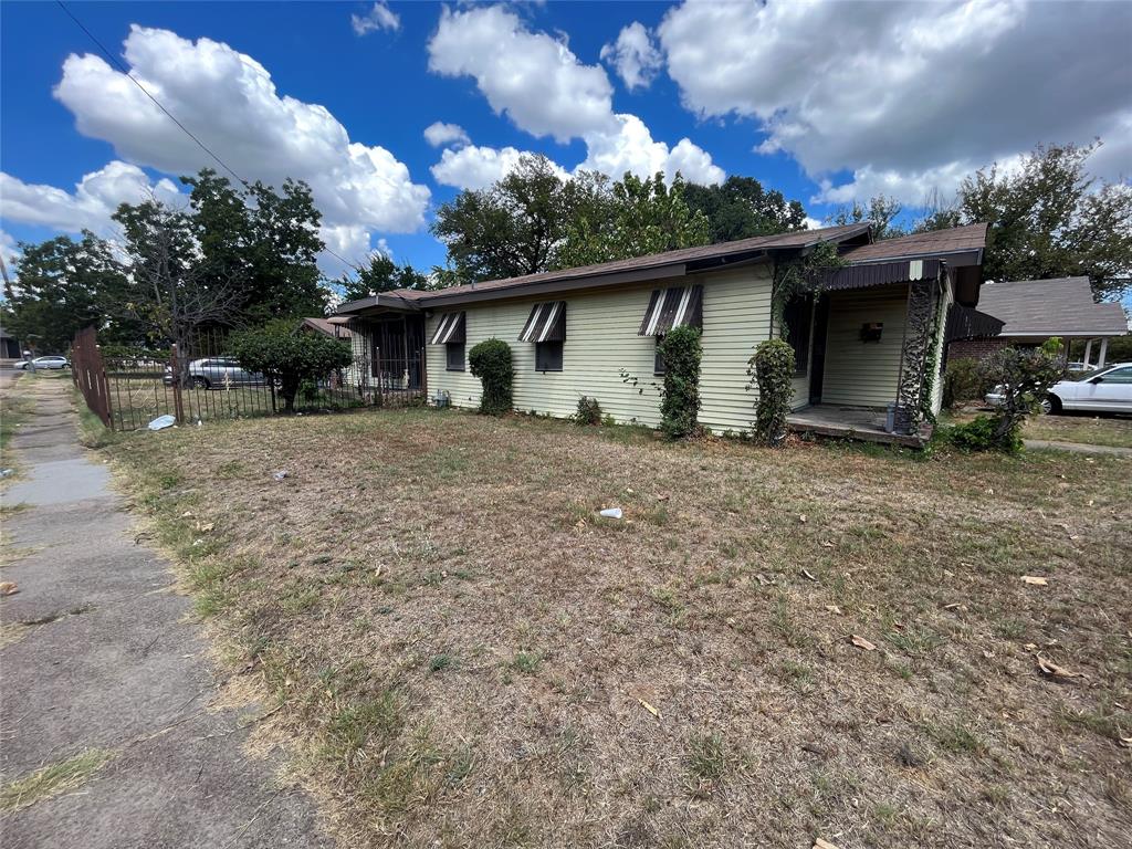 4305 Canal Street Property Photo 2