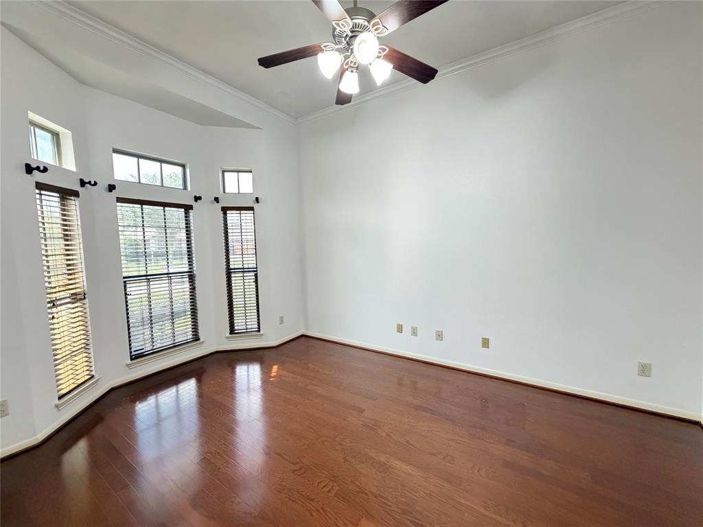 5852 Windy Meadow Lane Property Photo 3