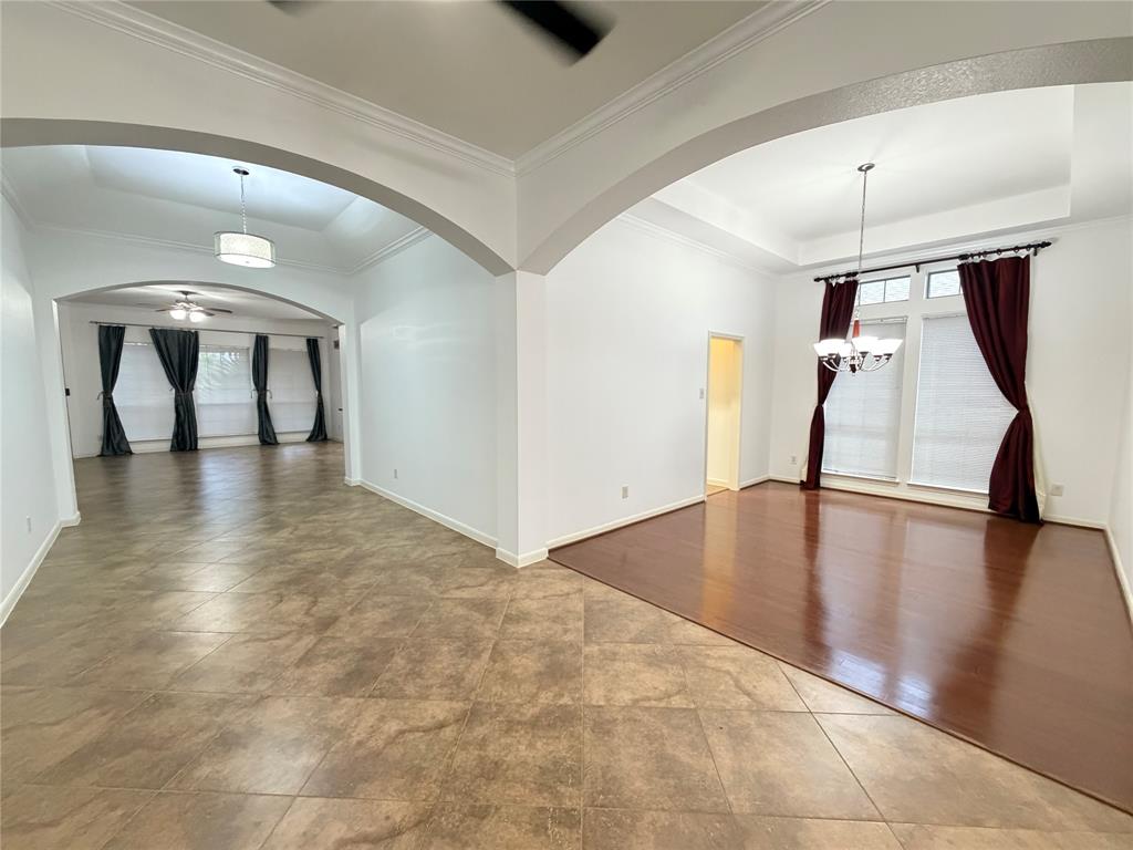 5852 Windy Meadow Lane Property Photo 5