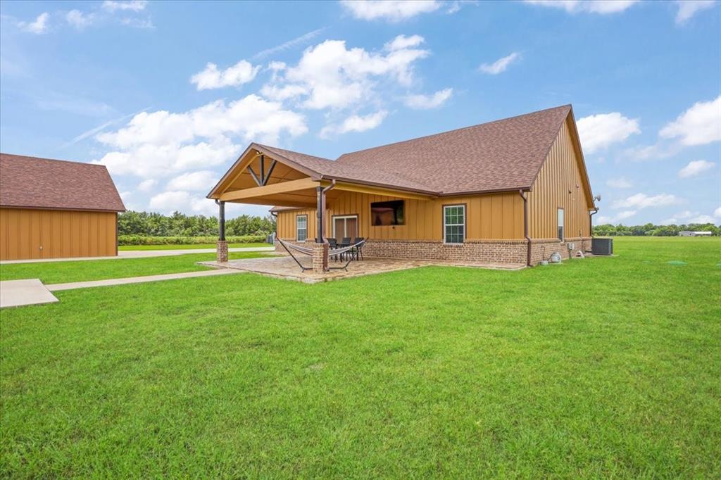 4248 N Fm 273 Property Photo 4