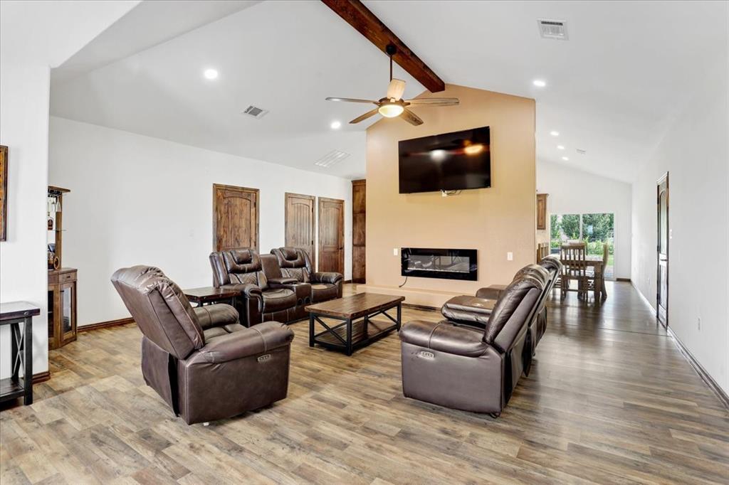 4248 N Fm 273 Property Photo 7