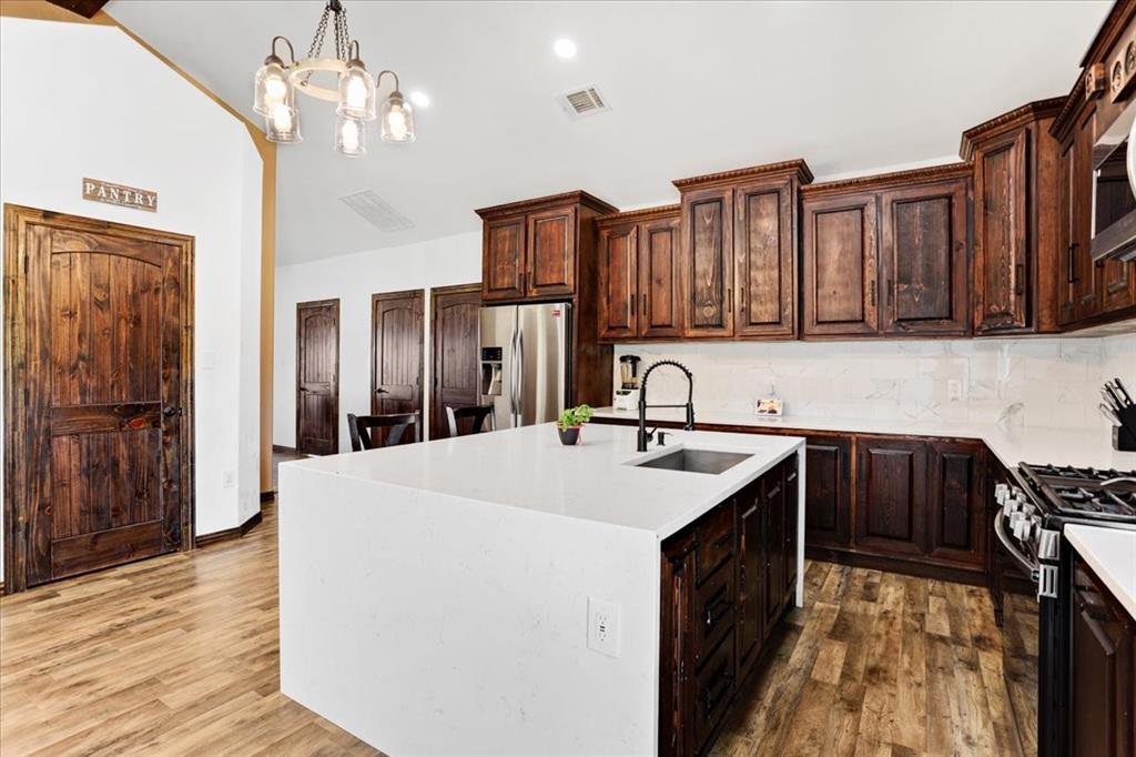 4248 N Fm 273 Property Photo 15