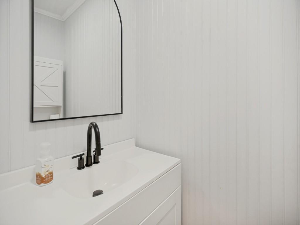 7041 Payte Lane Property Photo 17