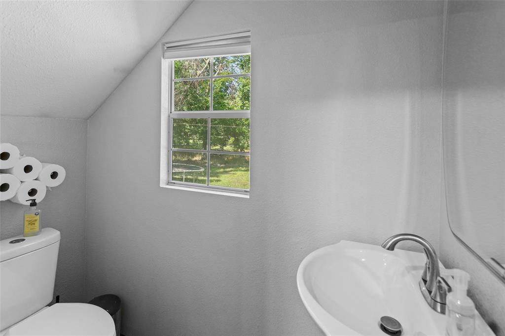 108 Blue Moon Court Property Photo 8