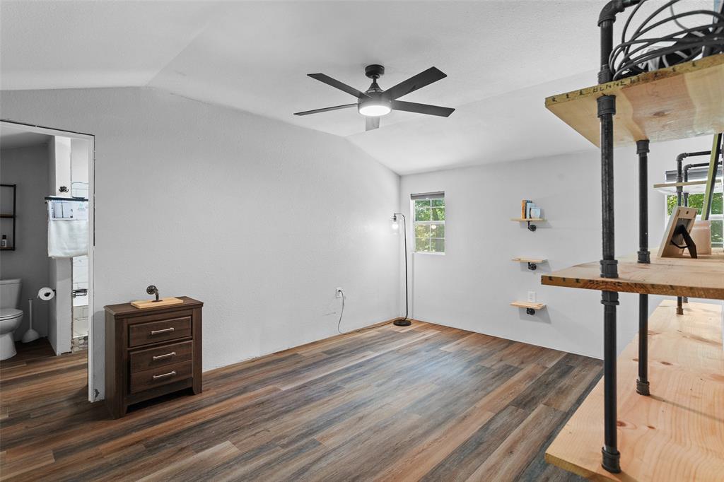 108 Blue Moon Court Property Photo 9