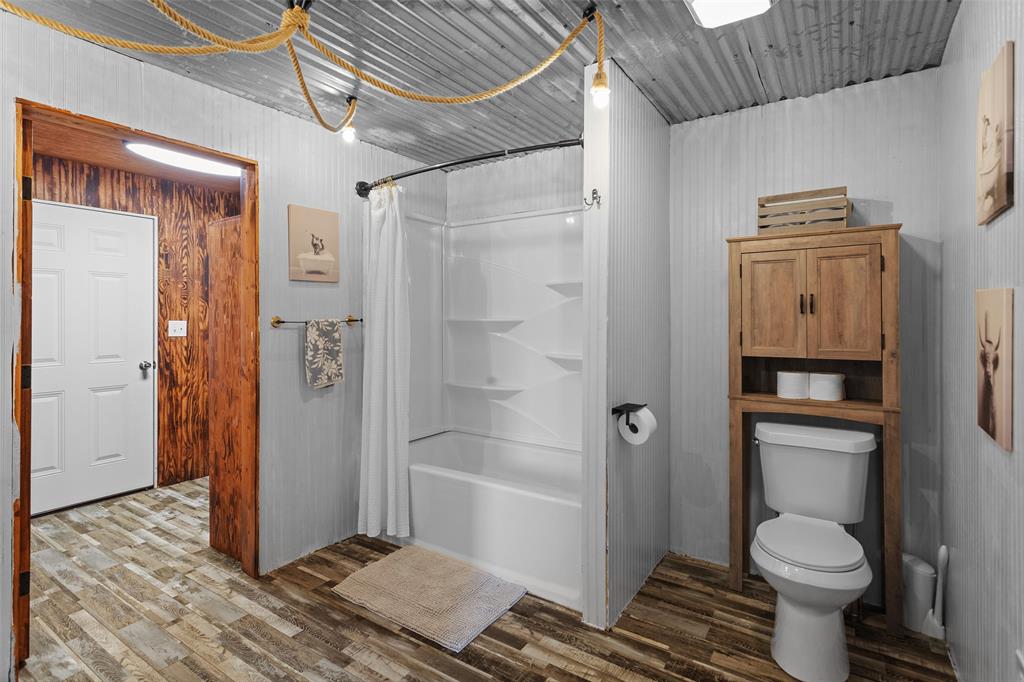108 Blue Moon Court Property Photo 17
