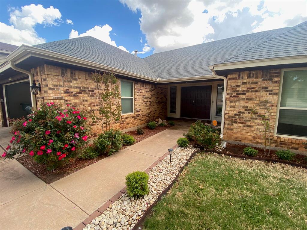 4633 Beall Boulevard Property Photo 3
