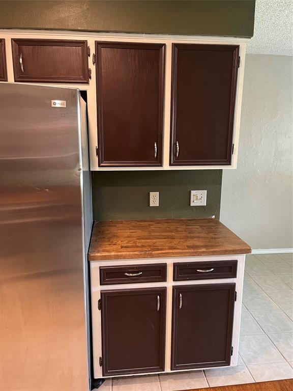 4633 Beall Boulevard Property Photo 14