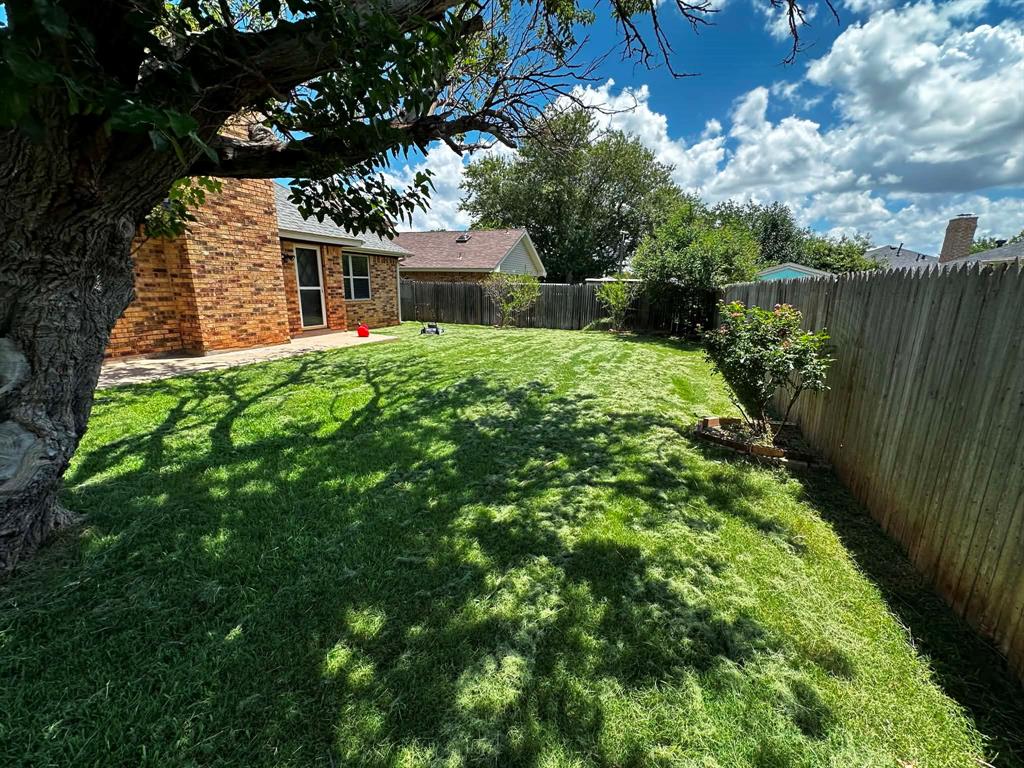 4633 Beall Boulevard Property Photo 29