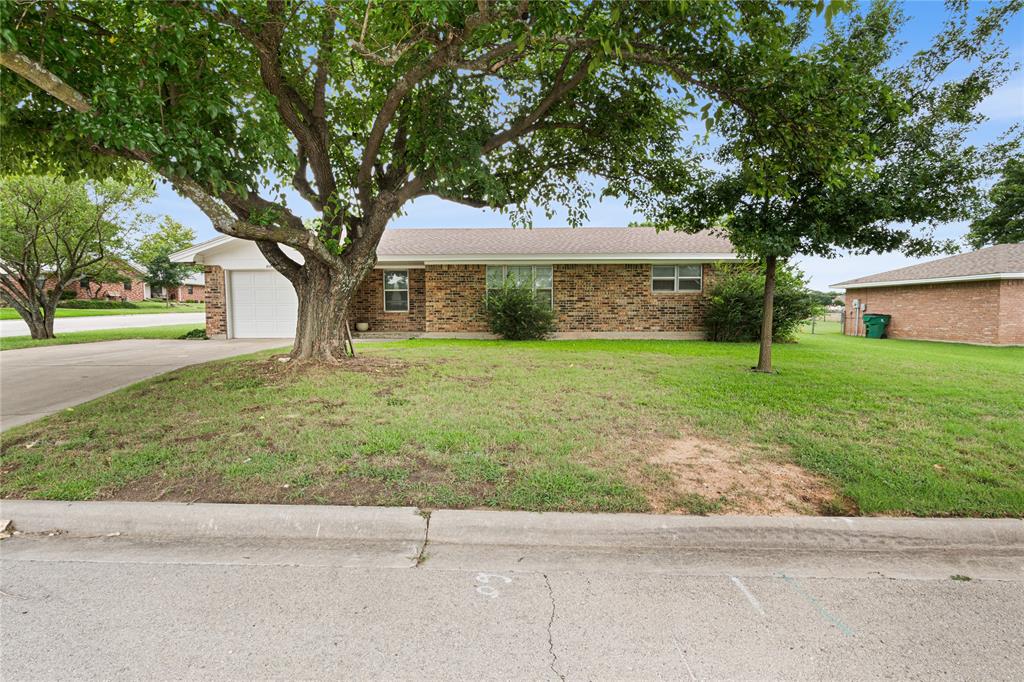 603 E 5th Street Property Photo 1