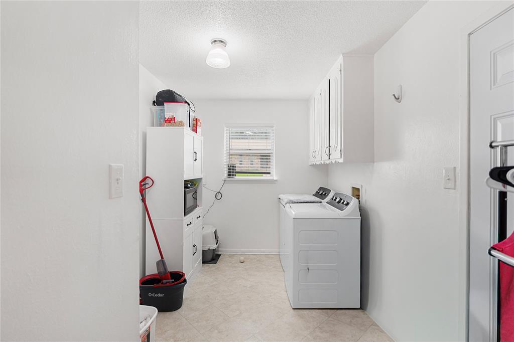 603 E 5th Street Property Photo 10