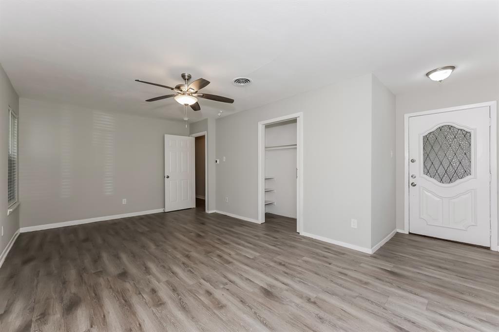 1327 Templecliff Drive Property Photo 9