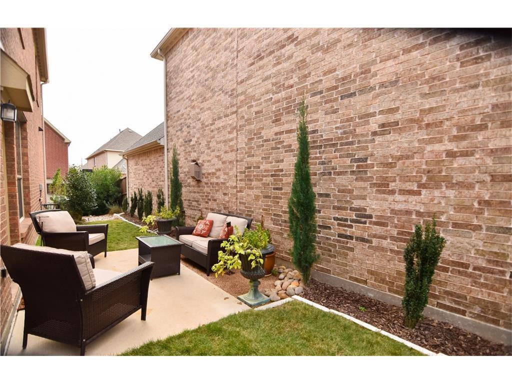 1708 Estacado Drive Property Photo 15