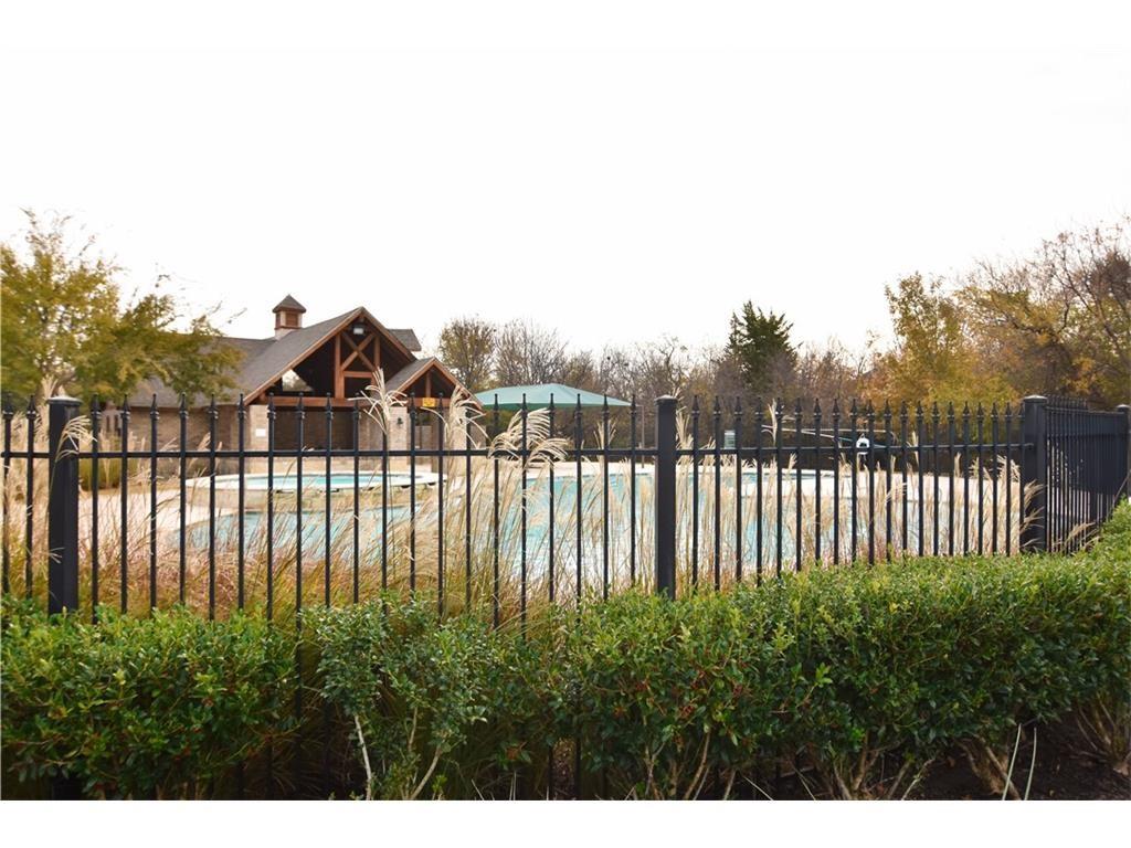 1708 Estacado Drive Property Photo 20