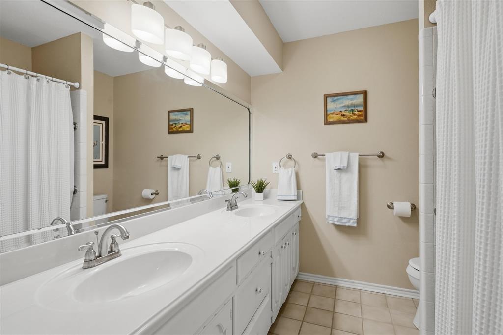 6426 Walters Bend Court Property Photo 28