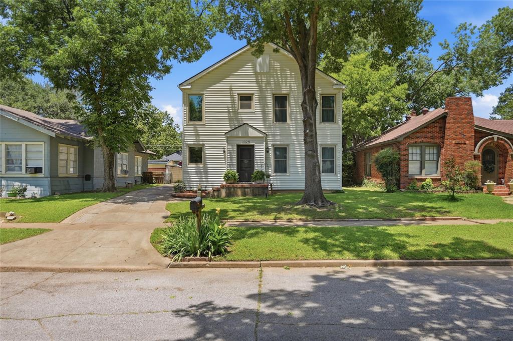 1325 W Main Street Property Photo 1
