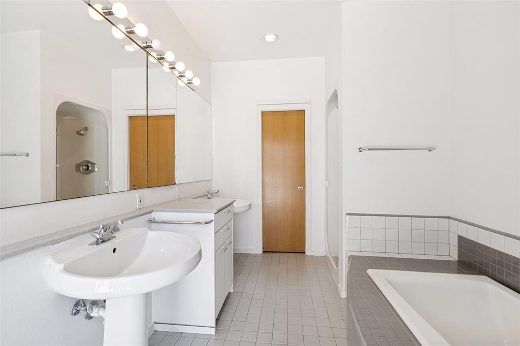 12612 Breckenridge Drive Property Photo 15