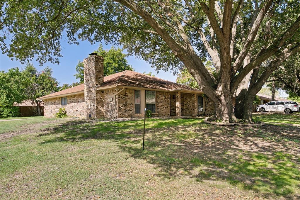 4801 Applewood Road Property Photo 1