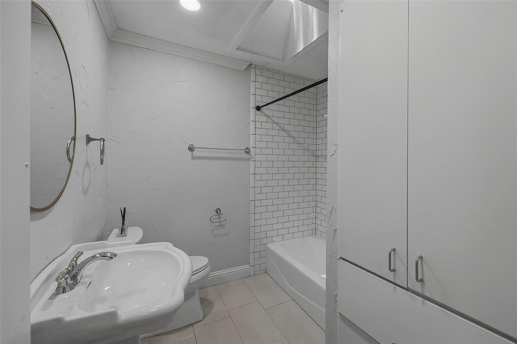 4817 Winthrop Avenue Property Photo 22