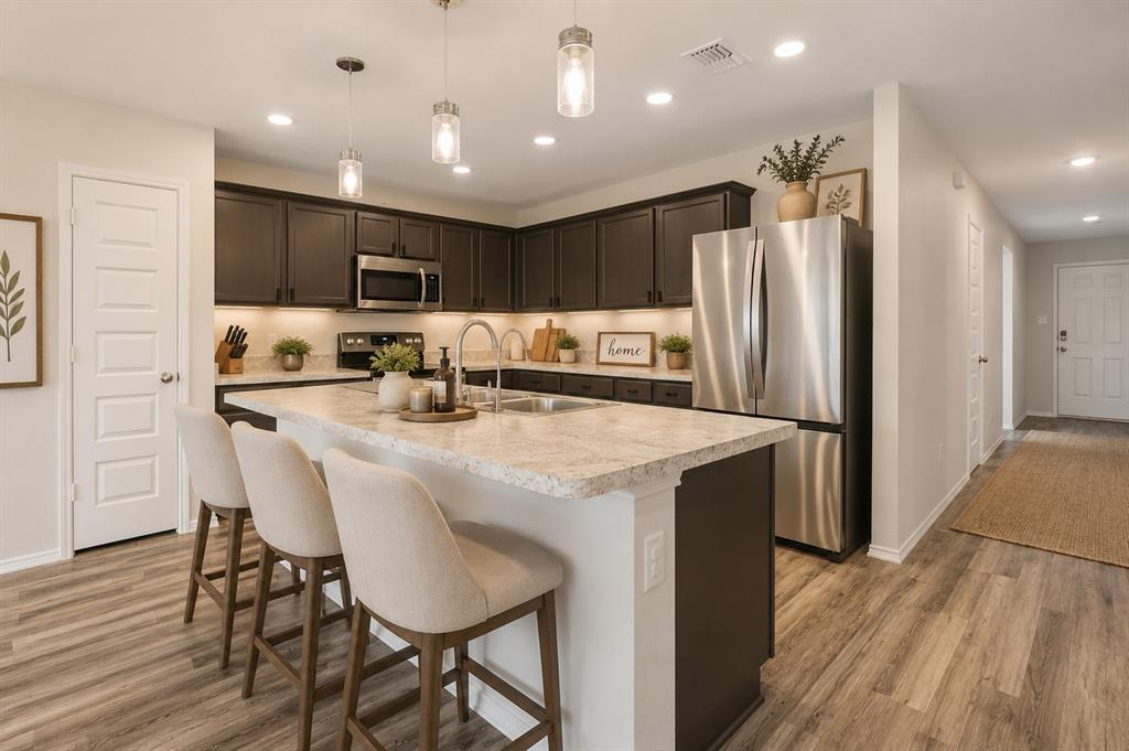 2020 Sun Star Drive Property Photo 2