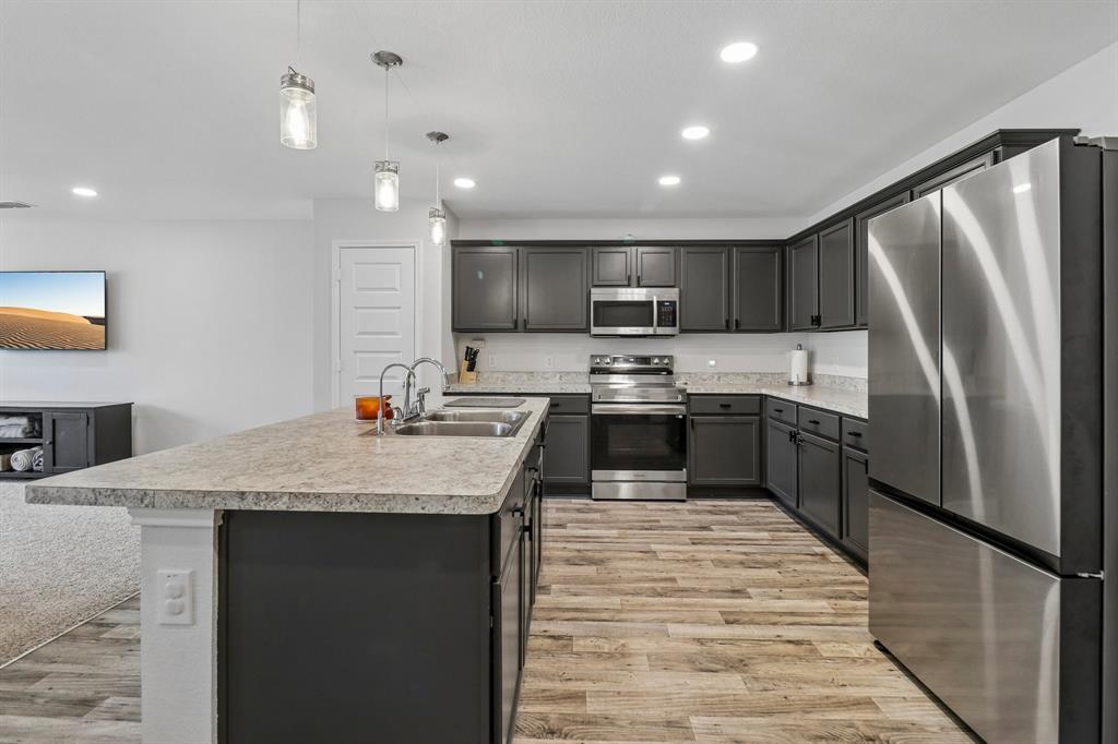 2020 Sun Star Drive Property Photo 5