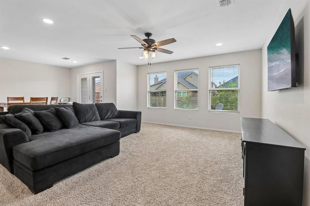 2020 Sun Star Drive Property Photo 7